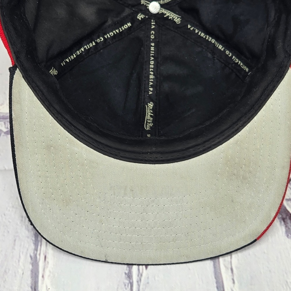 Mitchell & Ness Chicago Bulls Snapback Hat Red Black White Colorblock NBA Cap - Picture 9 of 11